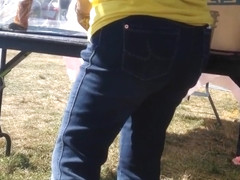 Sexy candid Italian voyeur in tight jeans part 4