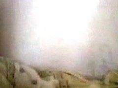 I'm toying my tight muff in amateur webcam video