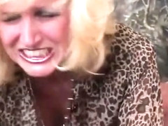 Mature gets it doggystyle