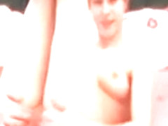 Sexy Brunette Babe Gets Horny Rubbing