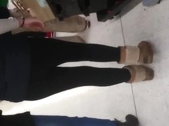 shopping leggings