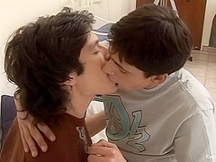 RaunchyTwinks Video: Florian & Fabricio Amateur Fucking