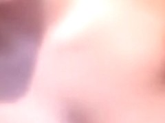 GF receives off giving oral job whilst riding