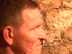 Abwichsen im Schulkeller