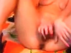 Record private chat with the model Juliaangels