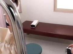 Doctor shows his gynecological skills in kinky asian video