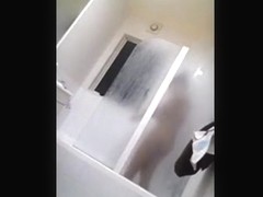 She sucks him until he give her a big load