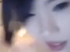 Who is this camgirl ?