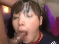 Japanese girl sucking - Bukkake