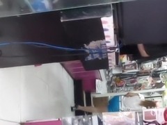 checking out girl's hot legs