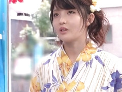 240710花火大会へ向かう女子をゲットb4