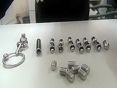 30 cm steel chain assem*****and insert urethra and bladder