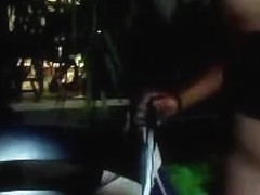 Brunette Hair 10-Pounder Engulfing