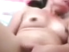 Filipina slut andrea fingers her pussy on webcam