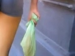 VECINA CASADA COME CULO EN SHORT (EL VIDEO)