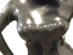 2B figurine kigurumi Ryu