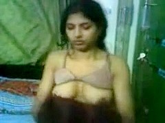 Paki Chick Enjoying Shlong