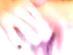 Teen masturbate solo