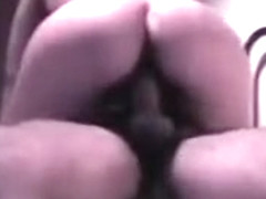 Un beau cul se d�hanche en POV